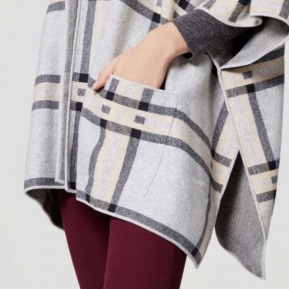 Ann Taylor Loft Plaid Cape Coat - Picture 6 of 10